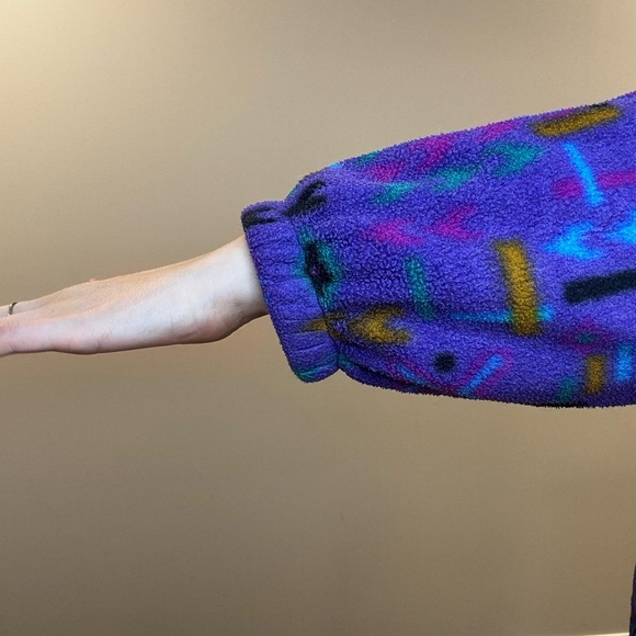 Warm vintage multicoloured pattered zip up with hood size small (oversized fit) - Picture 6 of 8